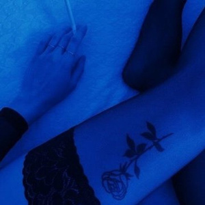 被爆❌自慰流水3D
