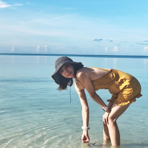 全裸美女被挤牛奶视频
