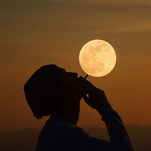 公公操儿媳妇摸下体试频
